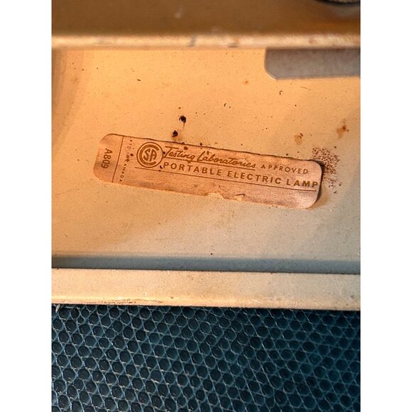 Mid Century Gold Toned Metal Electric Picture Lamp Art Accent Lamp Hollywood Reg - Picture 4 of 5